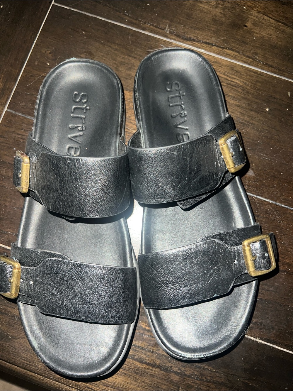 Ladies strive sandals  size 8  euc